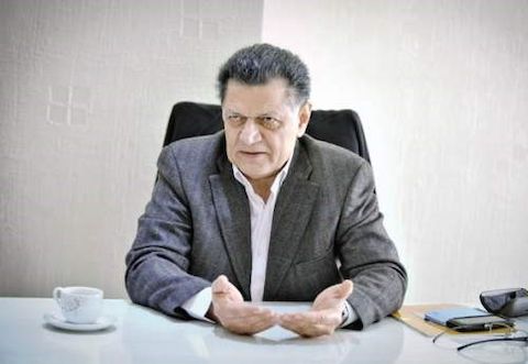 فولاد مبارکه خود را ازشاگردان مکتب مقاومت ۸ساله درمقابل کفر جهانی می‌داند