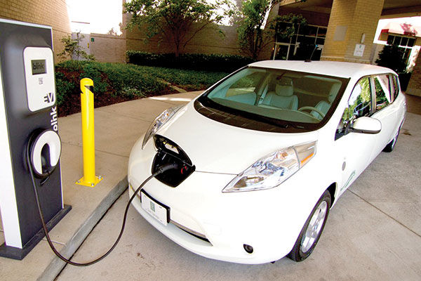 توان تولید خودروی برقی در کشور را داریم اما انگیزه نیست
