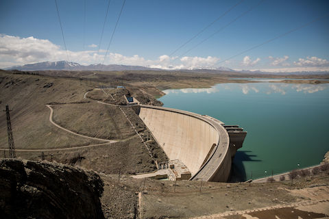 ۵۷ درصد ظرفیت سدهای کشور خالی است