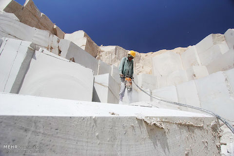 25 درصد فرآوری معنادار سنگ‌های تزئینی در ایران؟!/ فناوری‌های نوین ضایعات معادن را تبدیل به ارزش افزوده می‌کند