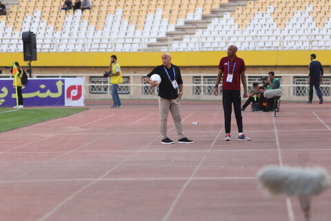 دیدار دوتیم سپاهان اصفهان و ذوب آهن درهفته ششم لیگ برتر فوتبال ایران بانتیجه دو بر صفر به سود تیم سپاهان در ورزشگاه نقش جهان اصفهان به پایان رسید