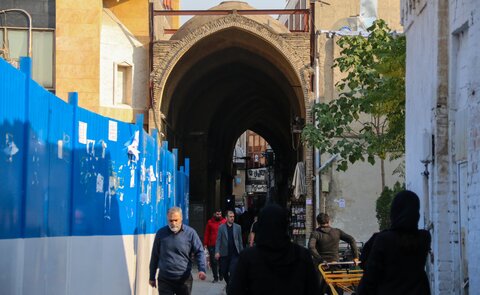 گشتی در بازار قدیمی تهران

عکس:مجتبی جهان بخش