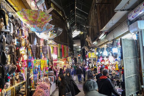 گشتی در بازار قدیمی تهران

عکس:مجتبی جهان بخش