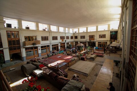 گشتی در بازار قدیمی تهران

عکس:مجتبی جهان بخش