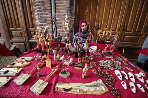 گشتی در بازار قدیمی تهران

عکس:مجتبی جهان بخش