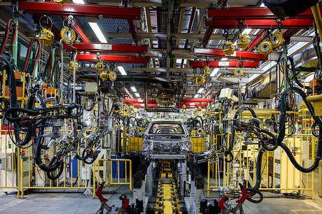 فرصتی تاریخی در اختیار صنعت قطعه‌ و خودروسازی ایران