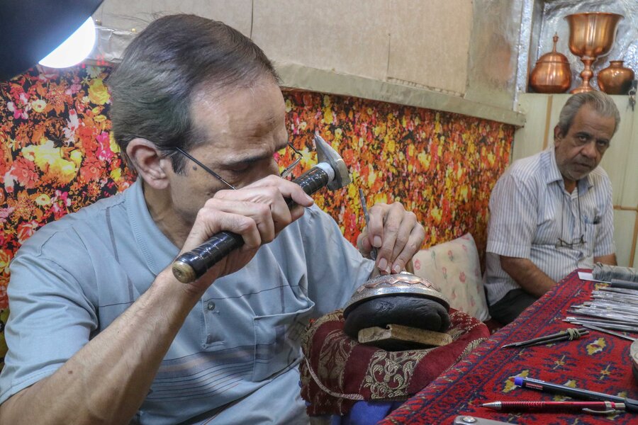 بیمه صنعتگران و هنرمندان صنایع‌دستی برقرار شد