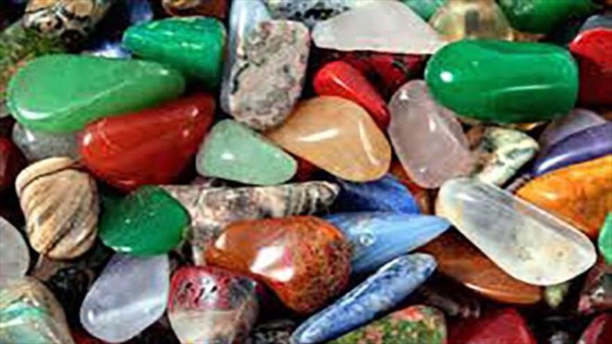 ذخیره ۳۸۰ میلیون تن سنگ‌های تزئینی در معادن خراسان جنوبی