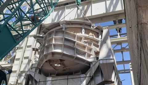 نصب کوره 140 تنی فولادسازی مجتمع قائنات