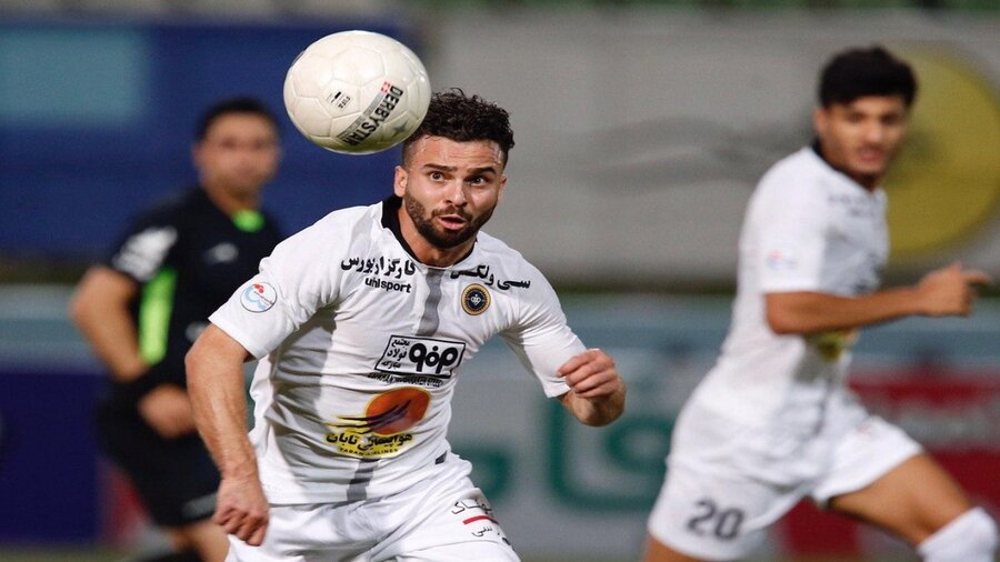 فدراسیون فوتبال باید با قاطعیت از اسکوچیچ حمایت کند 