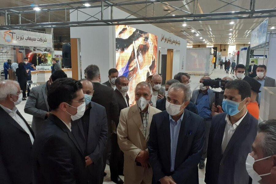 ایران متافوند بستری برای تحقق توسعه بر پایه توان بومی و جهش تولید