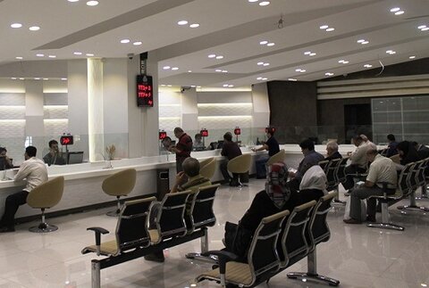 شرایط ارائه خدمات بانکی به افراد زیر ۱۸ سال