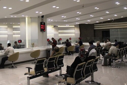 شرایط ارائه خدمات بانکی به افراد زیر ۱۸ سال