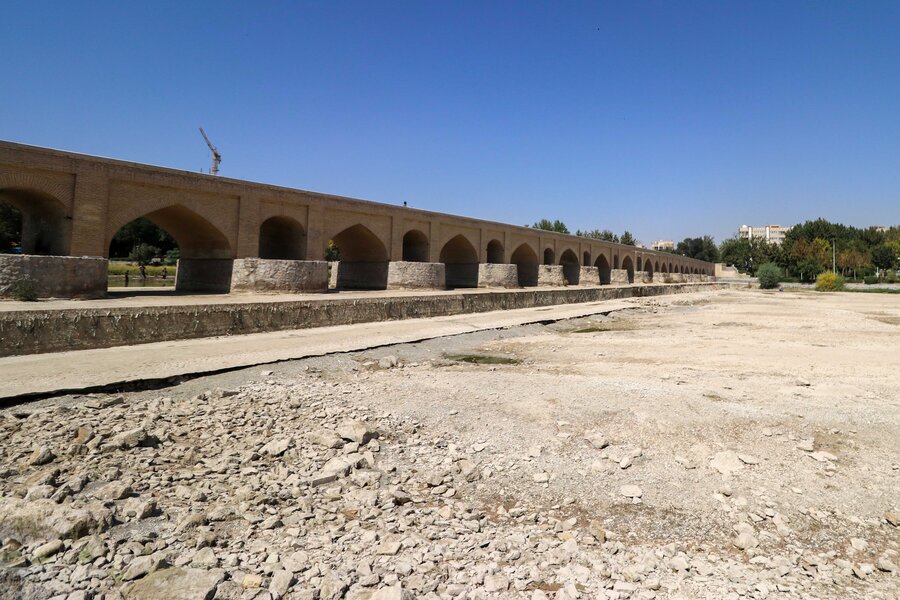 موضوع زاینده‌رود و محیط زیست نیازمند سرمایه‌گذاری حرفه‌ای و مستمر است