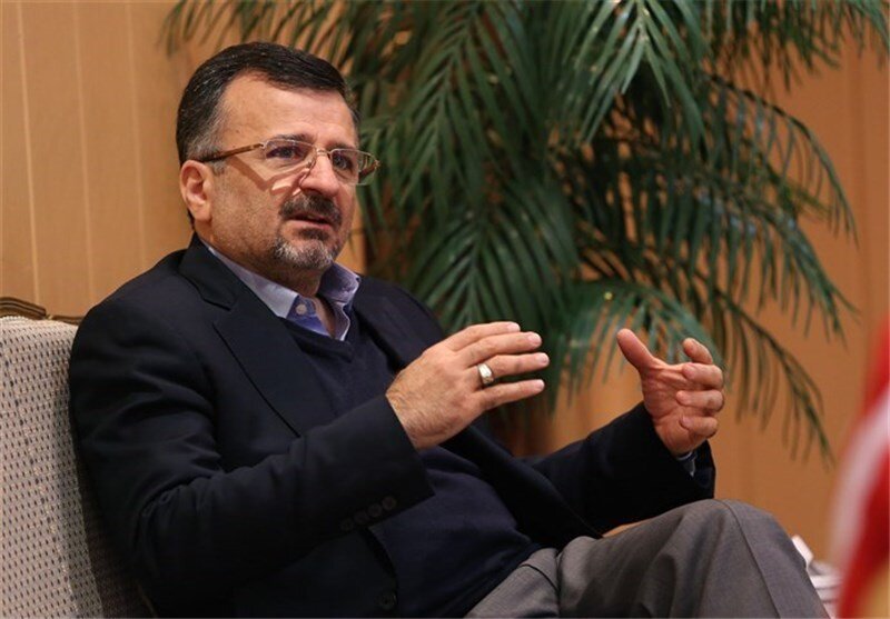 داورزنی: شرایط والیبال بانوان مطلوب نیست