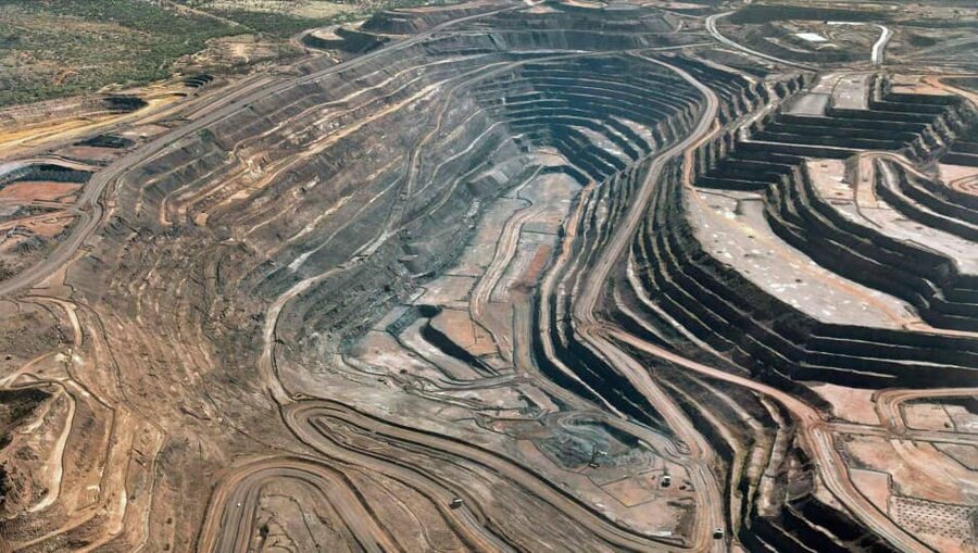 سرمایه‌گذاری ۲.۵ میلیارد دلاری توسط بخش خصوصی در معادن