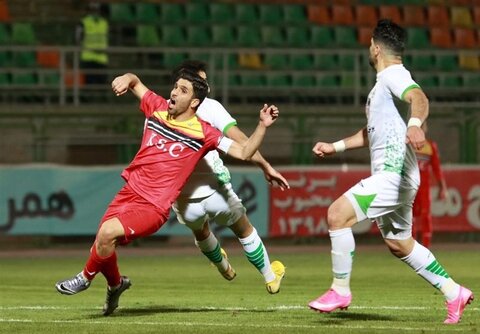 نمی‌دانم داور چگونه پنالتی برای فولاد اعلام کرد