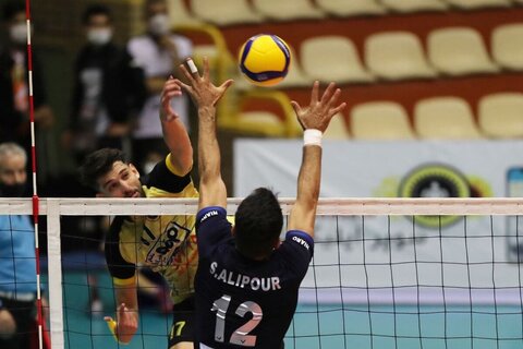 از رفت و آمد سرمربیان خارجی تا تغییر چندباره برنامه لیگ والیبال در سال ۱۳۹۹