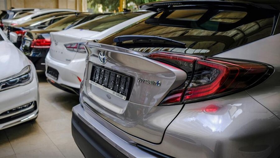 آغاز واگذاری خودروهای وارداتی آغاز