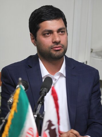 به دولت برای اصلاح شیوه نامه زنجیره فولاد کمک می کنیم