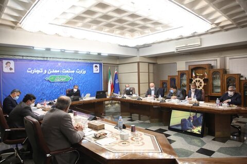 کمیته‌ای برای پیگیری مسائل مرتبط با فولاد با محوریت بخش خصوصی تشکیل شود