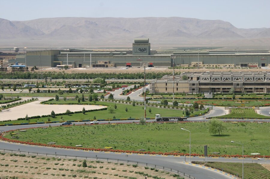 بیش از ۱۰۰۰ هکتار اراضی طالخونچه توسط فولاد مبارکه تحت کشت بادام قرار گرفت