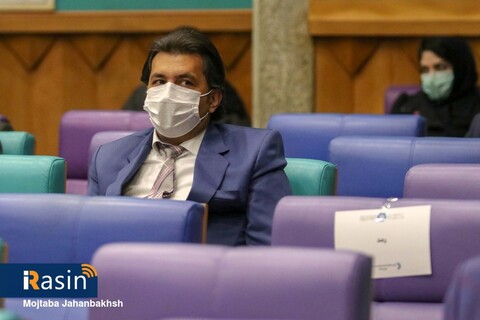 آیین تجلیل از صادرکنندگان نمونه استان اصفهان

عکس:مجتبی جهان بخش