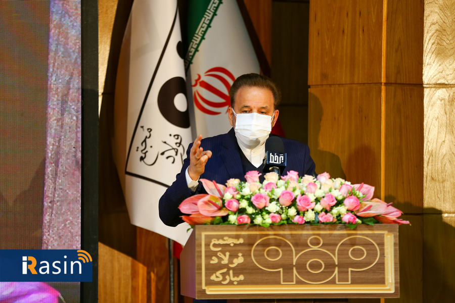 نگذاریم یک شرکت توانمند تولیدی مانند فولاد مبارکه قربانی مسائل سیاسی شود