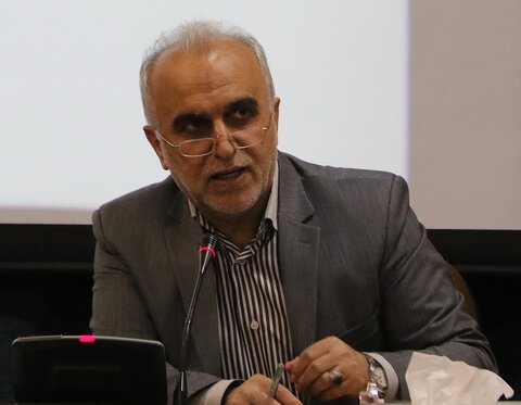 وزیر امور اقتصادی و دارایی خداحافظی کرد