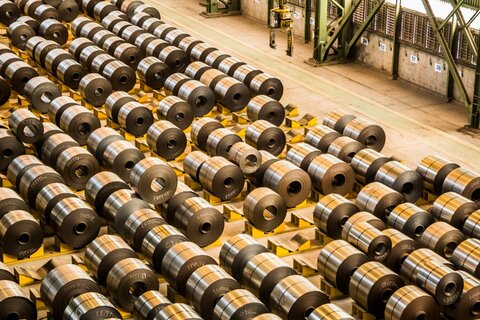 فولاد مبارکه روی خط رکورد شکنی/عبور از یک رکورد دوساله و کسب رکوردهای جدید در واحد نورد سرد فولاد مبارکه