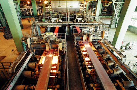 افت قیمت های فولادی در اردیبهشت‌ماه