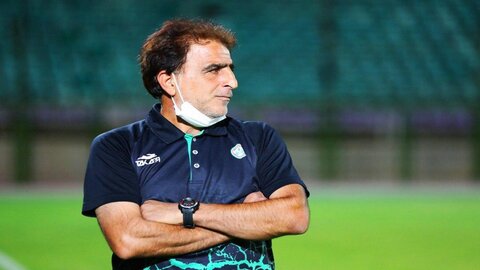 امیدوارم سپاهان با محرم نویدکیا قهرمان شود/  دیدار با تیم شهرخودرو مشهد برای ما خیلی مهم است