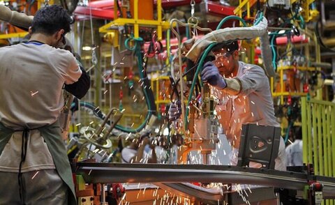 تحقق شعار سال با تامین مواد اولیه و نقدینگی