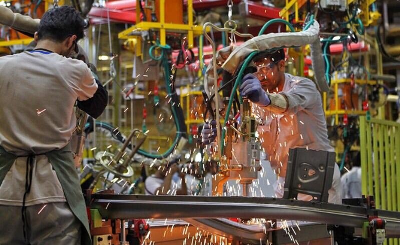 تحقق شعار سال با تامین مواد اولیه و نقدینگی