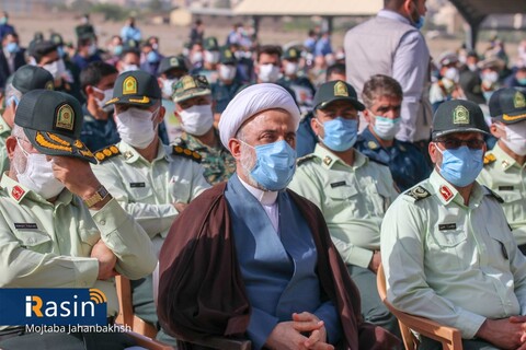 مراسم تشیع پیکرسرلشکر پاسدار شهید سید محمد حجازی در اصفهان

عکس:مجتبی جهان بخش