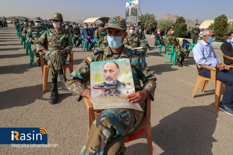 مراسم تشیع پیکرسرلشکر پاسدار شهید سید محمد حجازی در اصفهان

عکس:مجتبی جهان بخش