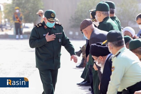 مراسم تشیع پیکرسرلشکر پاسدار شهید سید محمد حجازی در اصفهان

عکس:مجتبی جهان بخش