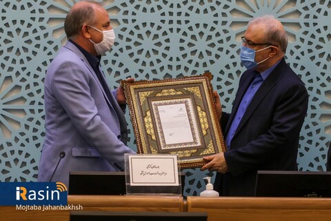 آغاز فاز سوم کارآزمایی بالینی واکسن کرونا به همراه تقدیر از خدمات و حمایت های شرکت فولاد مبارکه در ایام کرونا