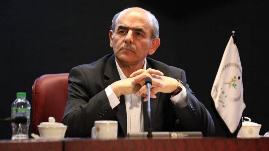 دولت نباید قیمت برق صنایع بزرگ را افزایش دهد/ ضریب ارزش افزوده در محاسبات دولتی لحاظ شود