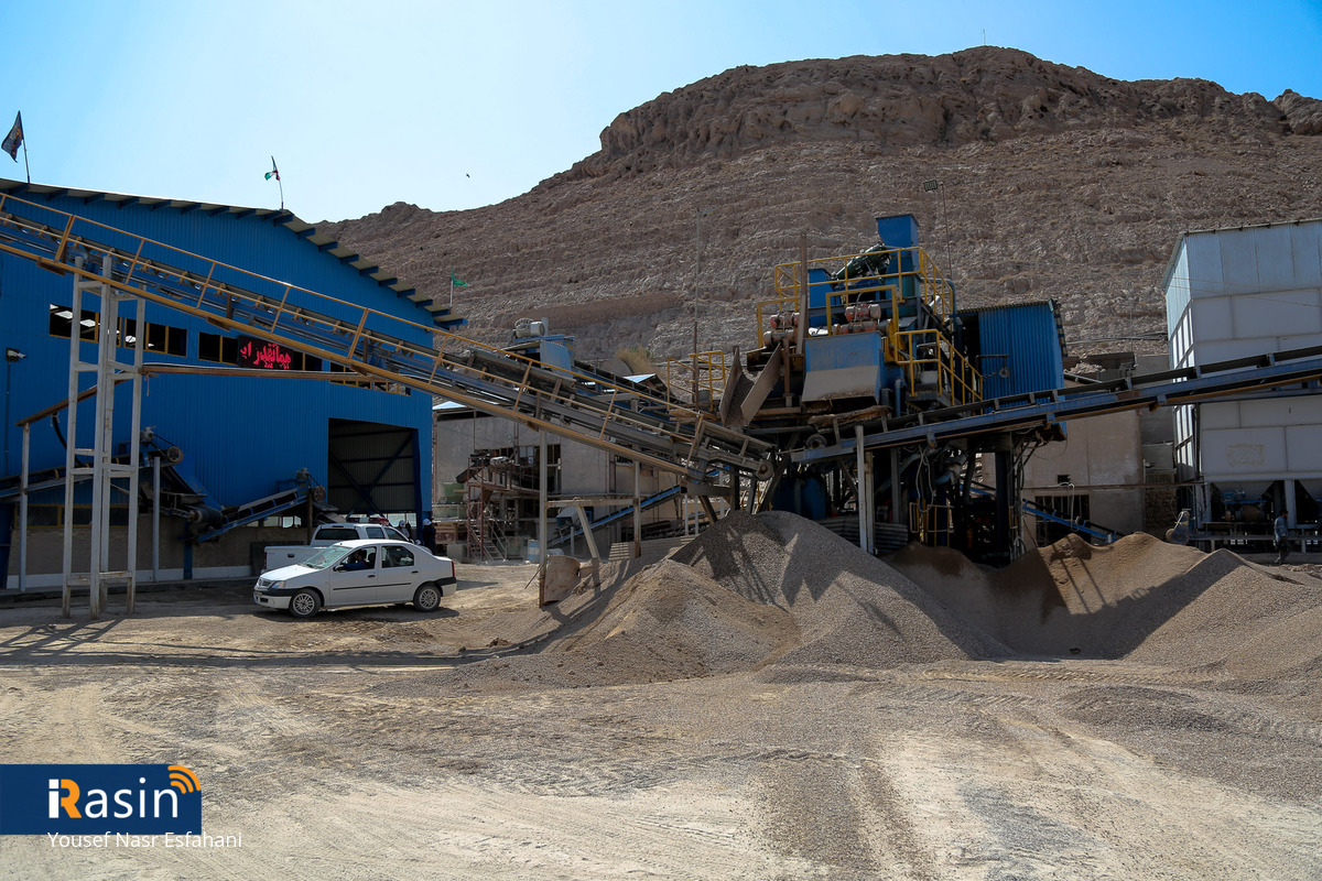 رشد تولید ۳۲ محصول منتخب صنعتی و معدنی در اردیبهشت‌ماه