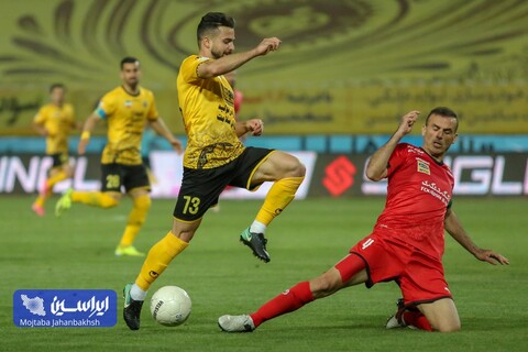 برگزاری بازی سپاهان و پرسپولیس در ورزشگاه یادگار امام تبریز