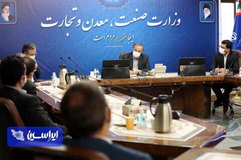 جلسه ویدئو کنفرانسی روسا و مسئولین روابط عمومی سازمان صمت استانی و مدیران روابط عمومی واحدهای تابعه با حضور وزیر صمت