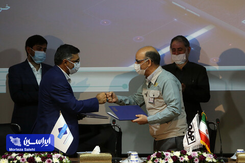 امضای تفاهم نامه همکاری فولاد مبارکه و ایرانسل