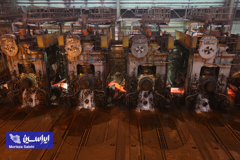 بازدید مدیران شرکت ایرانسل از کارخانه فولاد مبارکه