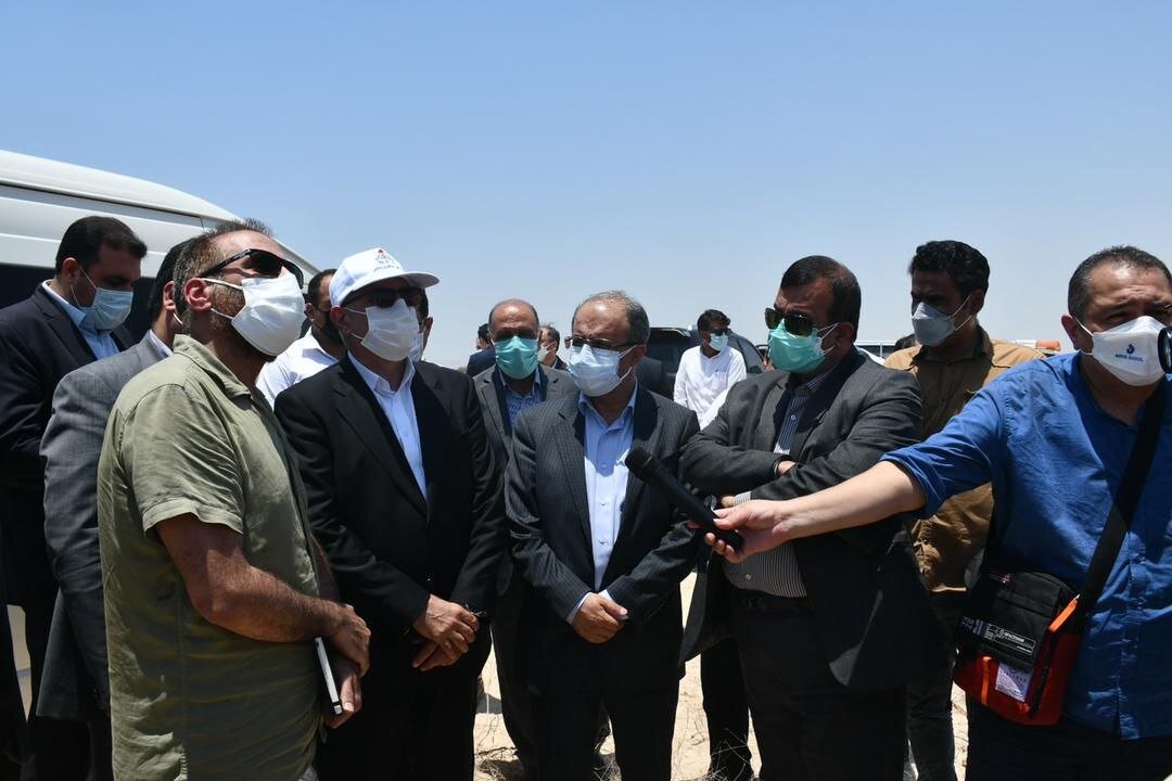 امکان جذب سرمایه‌گذاری برای ۶ طرح جدید پتروشیمی در منطقه پارسیان/ راه اندازی اسکله‌های ۷ و ۸ پارسیان تا پایان شهریور
