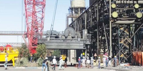 تعویض ترولی جرثقیل های ۲۷۰ و ۳۱۰ تنی مجتمع فولاد سبا