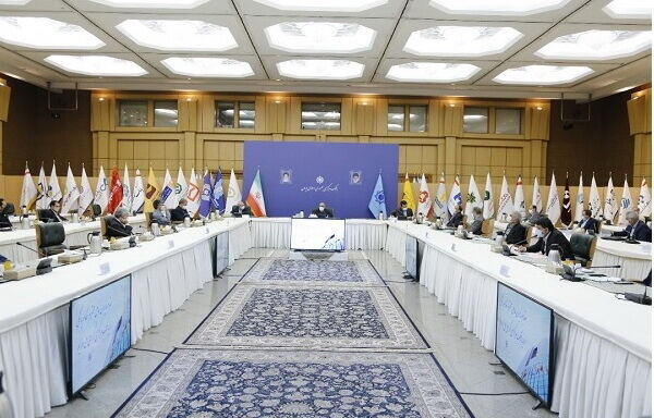 بانک مرکزی  تدابیر لازم برای تامین ارز کالاهای اساسی اندیشیده است 