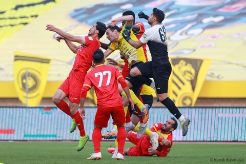 مصاف سرخابی ها با کرمانی ها/آخرین فرصت ذوب آهن مقابل علی منصور