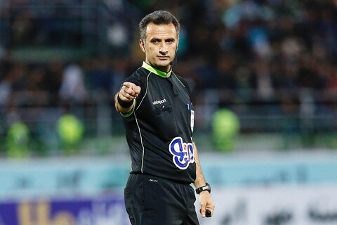 علی ابراهیمی قاضی دیدار سپاهان و ماشین سازی