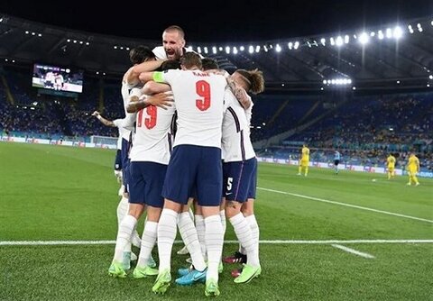 صعود آسان انگلیس  به نیمه نهایی / انگلیس ۴ – دانمارک صفر